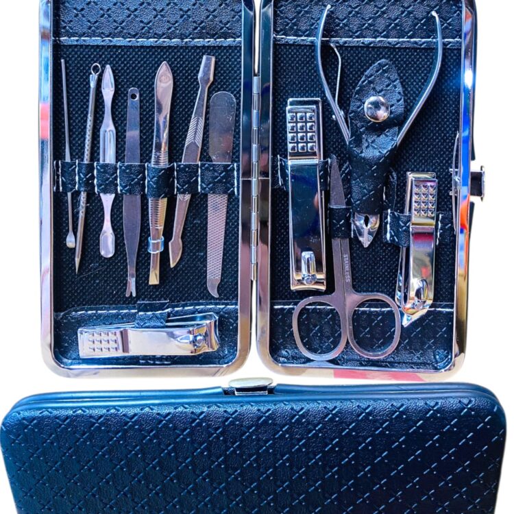 12 PCS Manicure & Pedicure Set!
